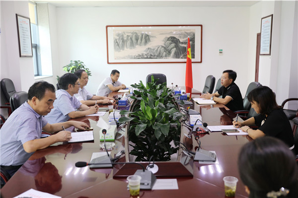 座谈.JPG